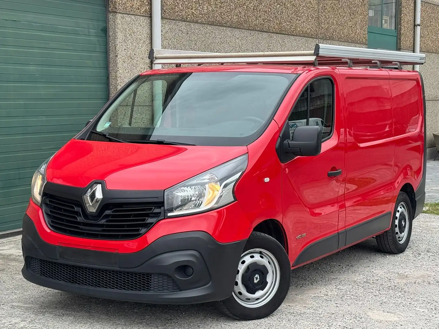 Renault Trafic 1.6 dCi L2H1 Airco 155Km 3Places Euro 5 Ct ok Rood - 1