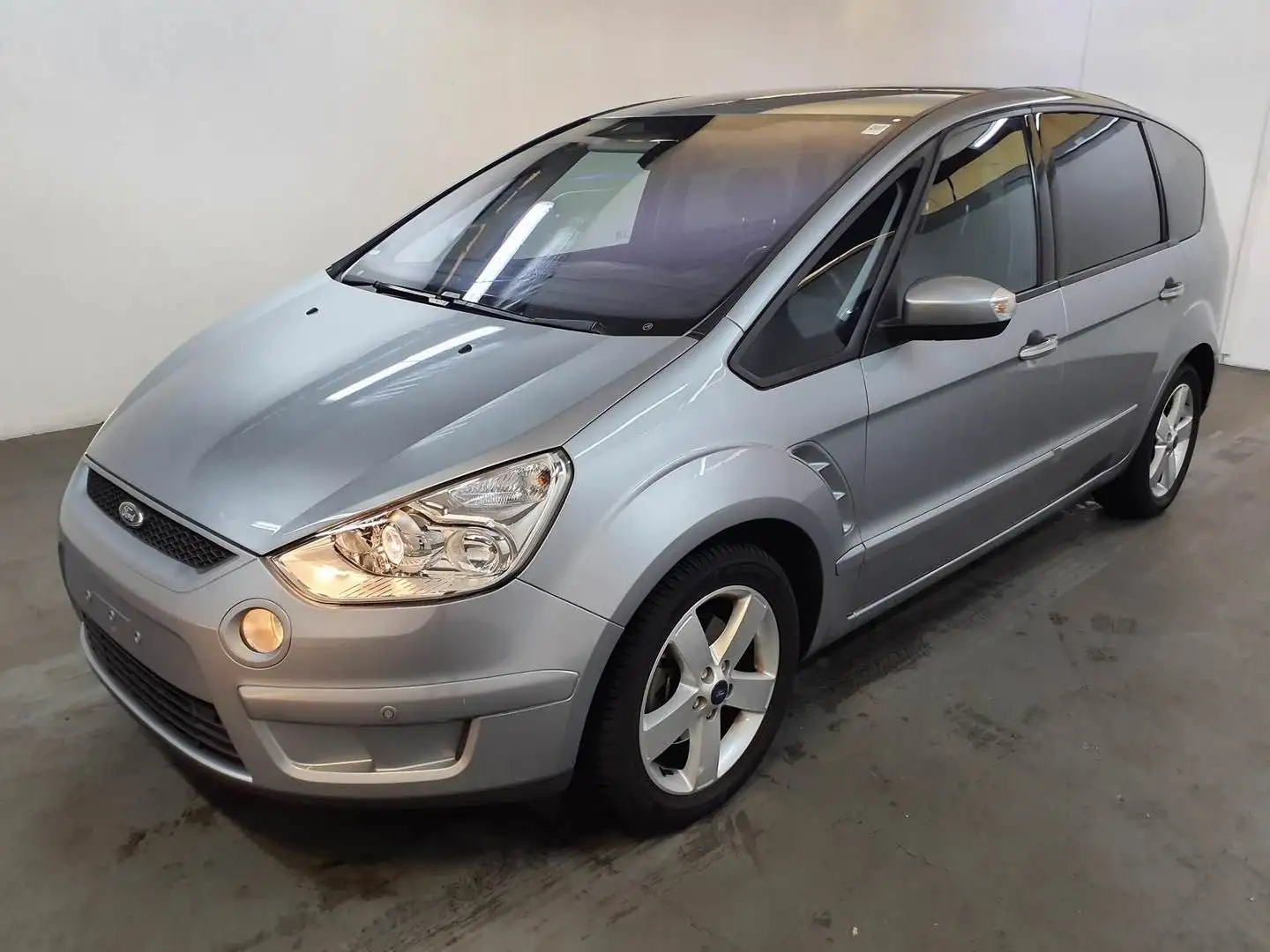 Ford S-Max 2,0 Benzin Titanium/Tel.01633352535 - 2