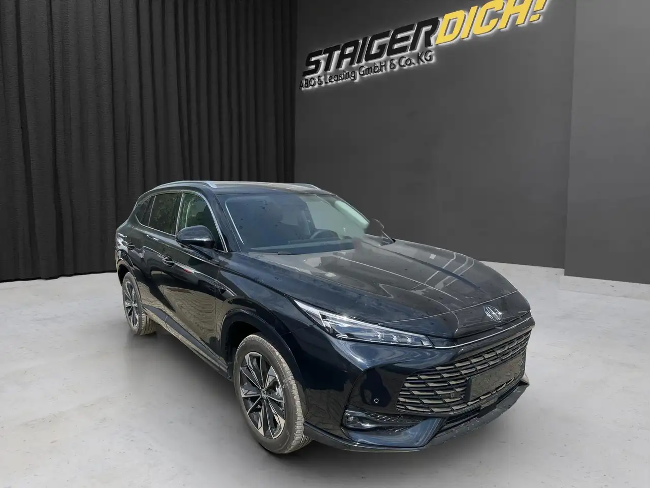 MG HS 2026