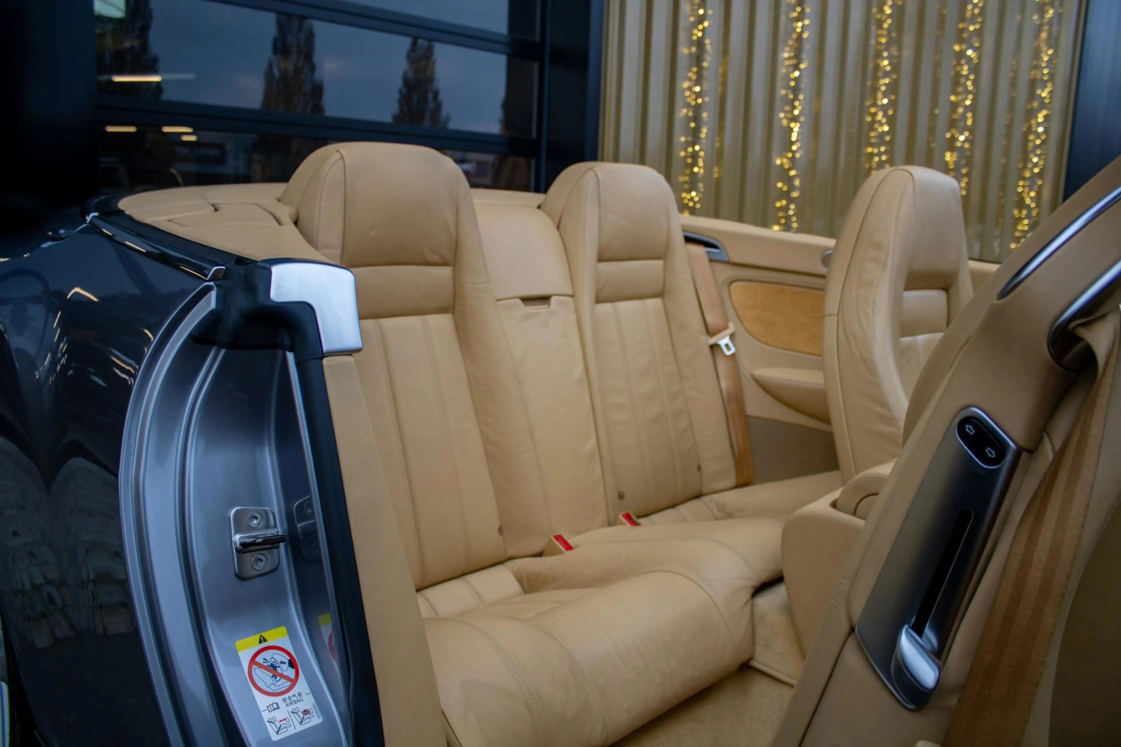 Bentley Continental GTC 6.0 W12 — photo 18