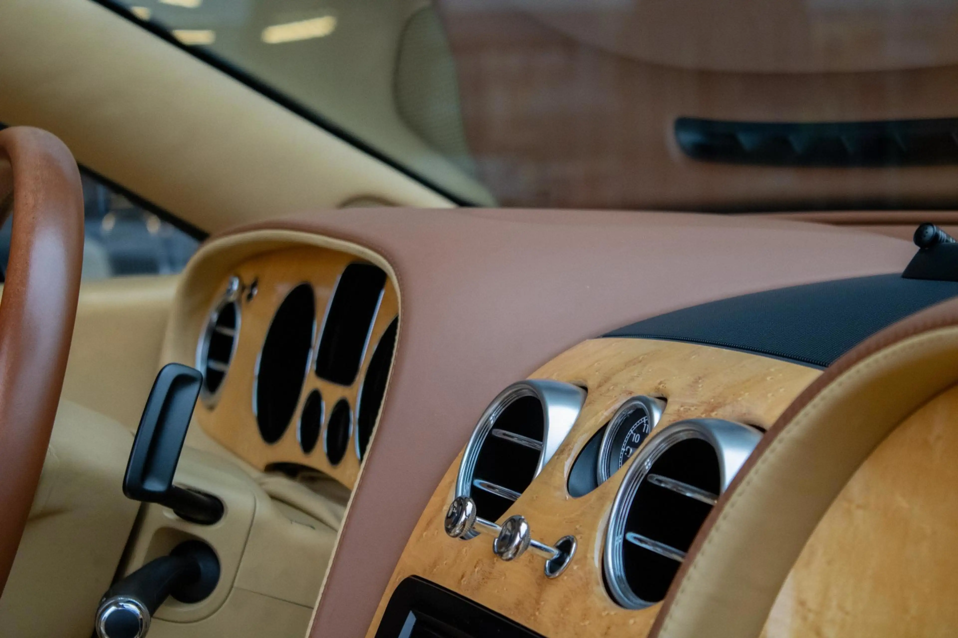 Bentley Continental GTC 6.0 W12 — photo 4