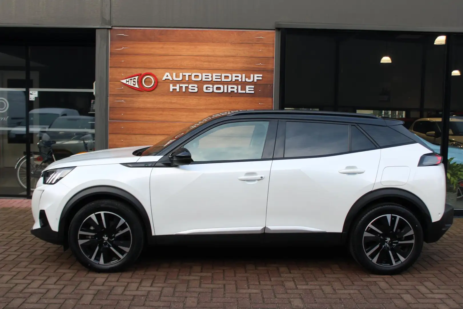 Peugeot e-2008 EV GT 50 kWh Weiß - 2