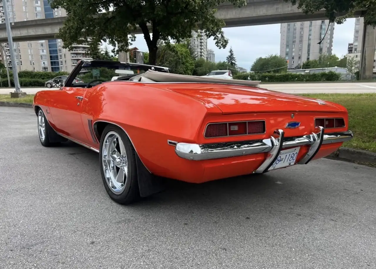 Chevrolet Camaro снимка Chevrolet Camaro