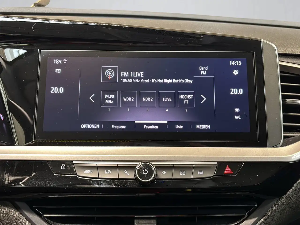 Opel Grandland X Elegance PHEV -hzb. Ergonomiesitze / Kamera / Navi 16