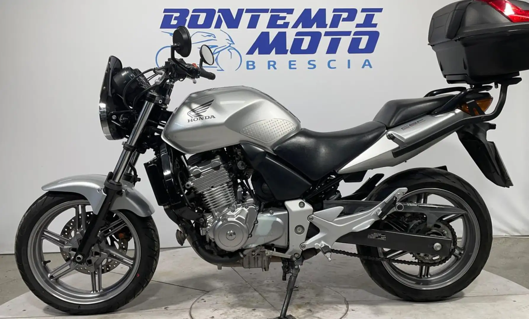 Honda CBF 500 2004 + BAULETTO Plateado - 2