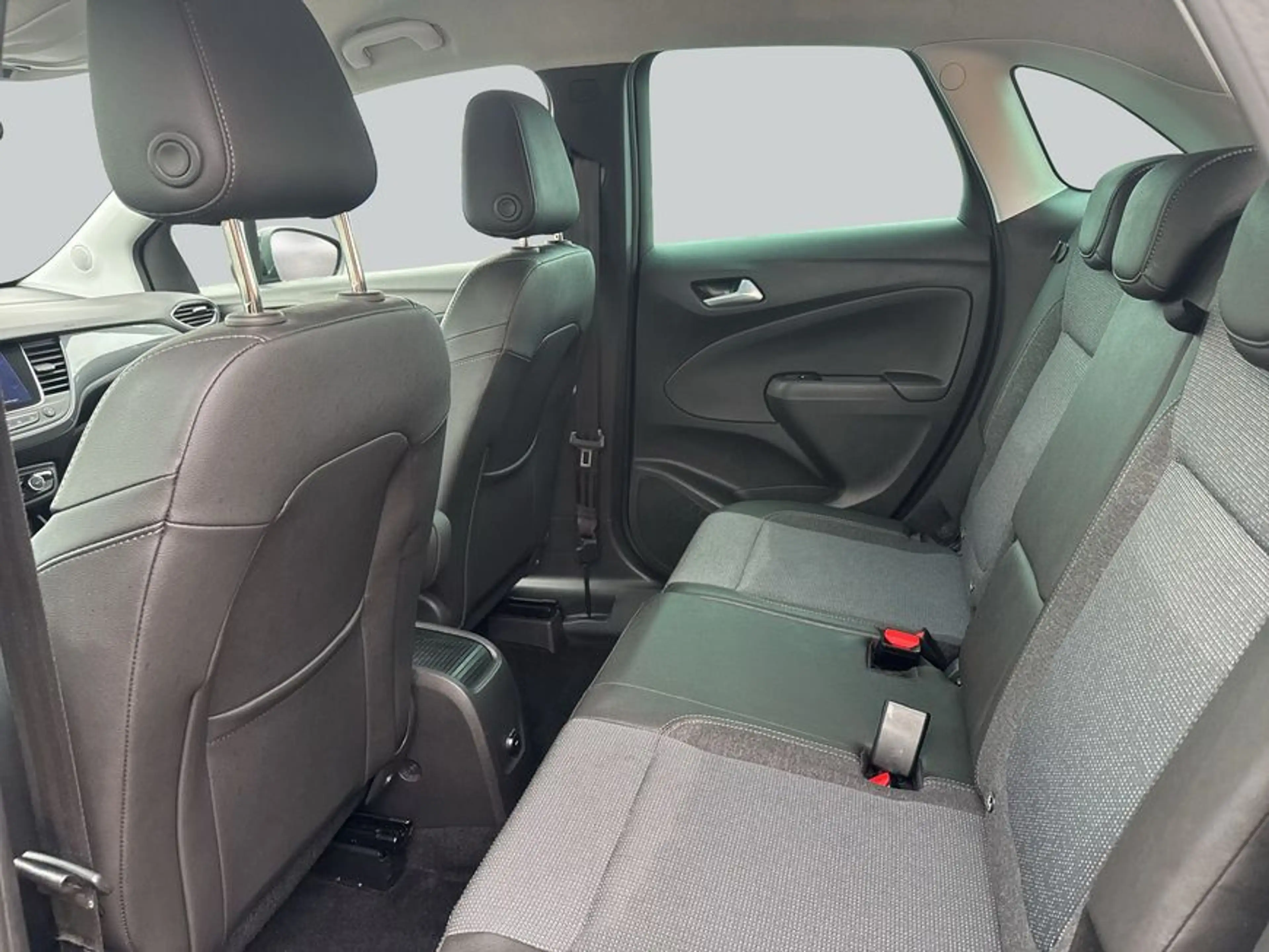 Opel Crossland Crossland 1.2 Automatik Elegance — photo 11