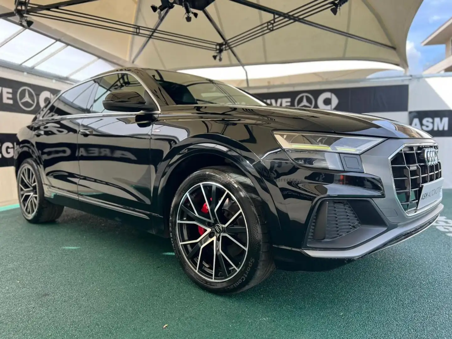 Audi Q8 50 TDI 286 CV quattro stronic s line Noir - 1