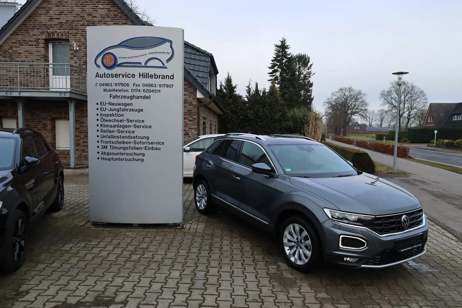 Volkswagen T-Roc Sport Gris - 1