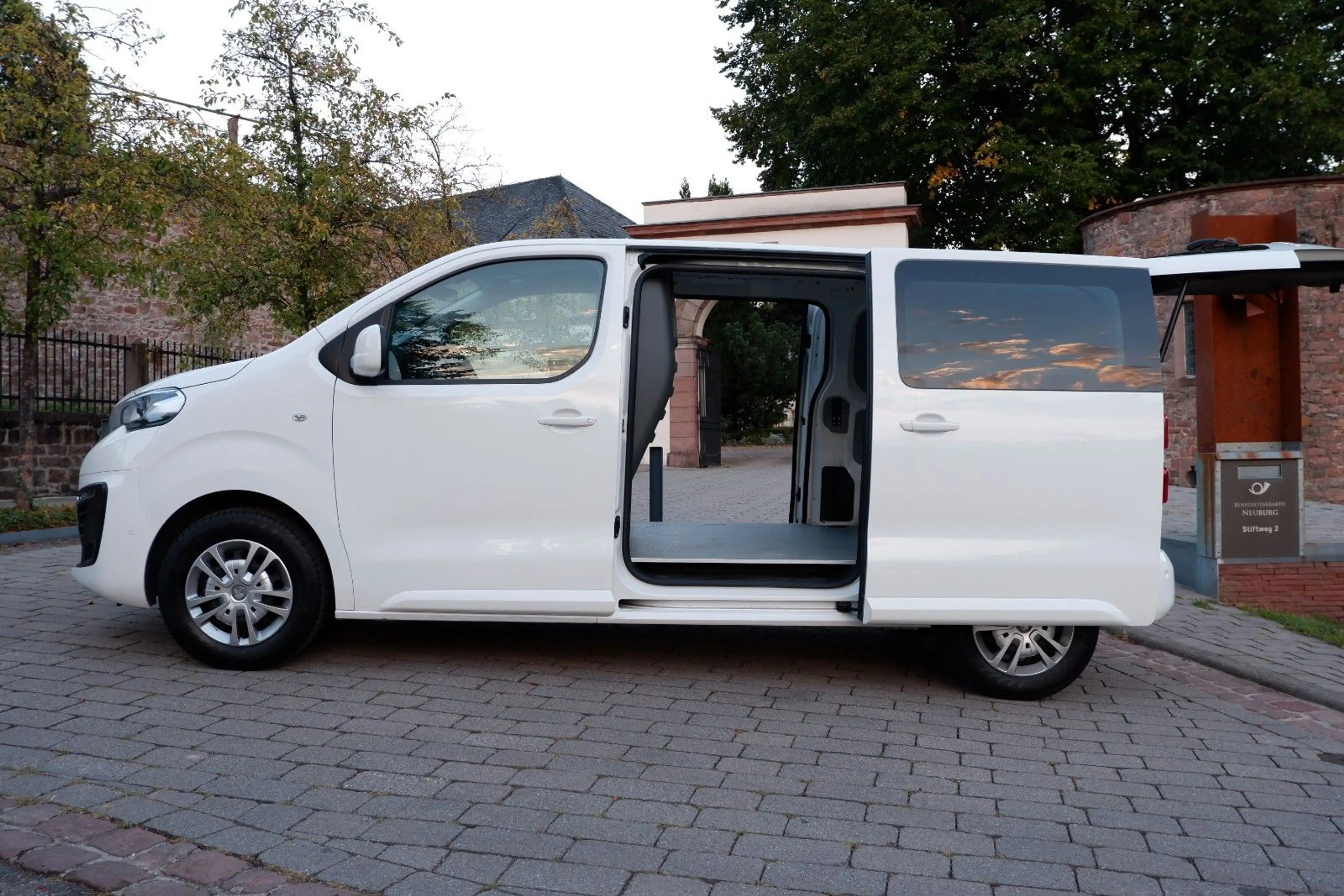 Peugeot Expert Kasten Premium L2 Dangel 4x4 — photo 9