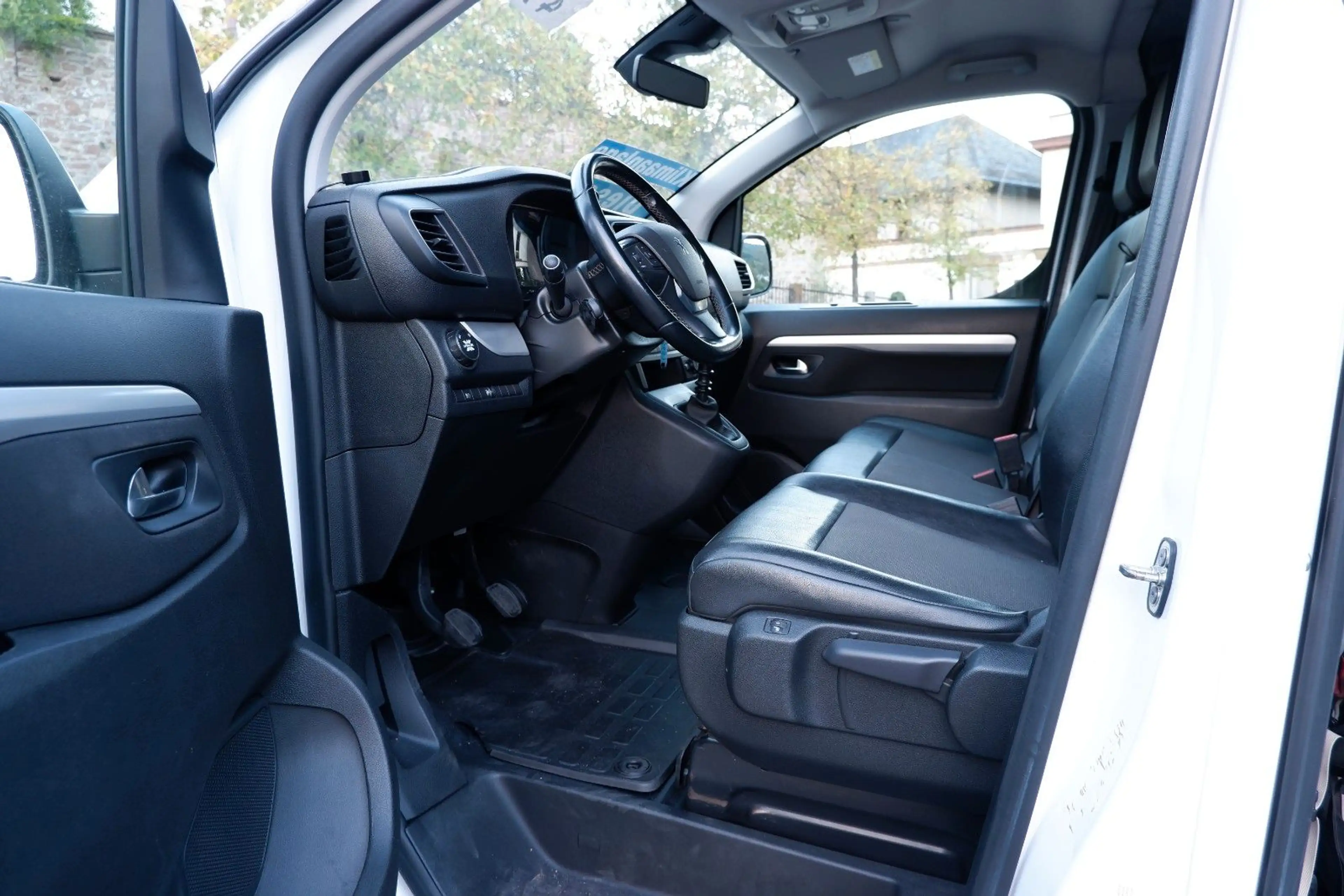 Peugeot Expert Kasten Premium L2 Dangel 4x4 — photo 11