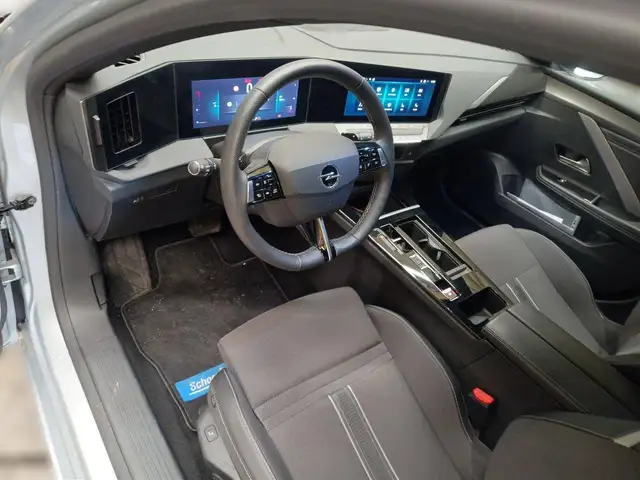 Opel Astra view 13