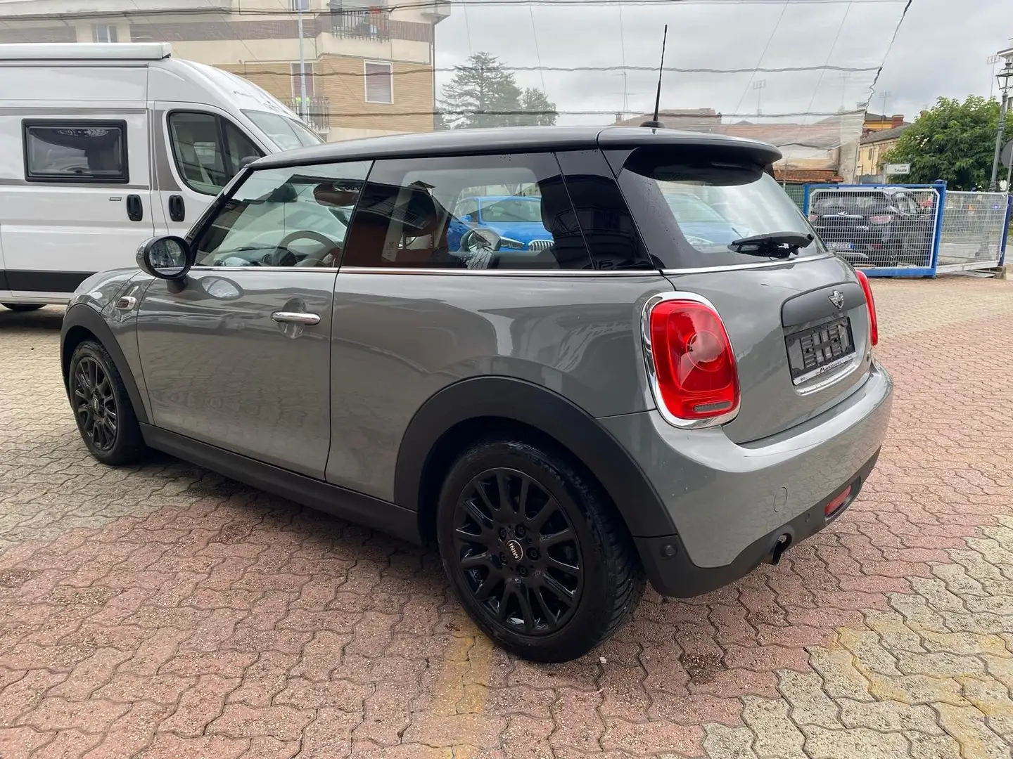 MINI One 1.2 One 3p *Sedili Riscaldati* CLIMA BIZONA Gris - 2