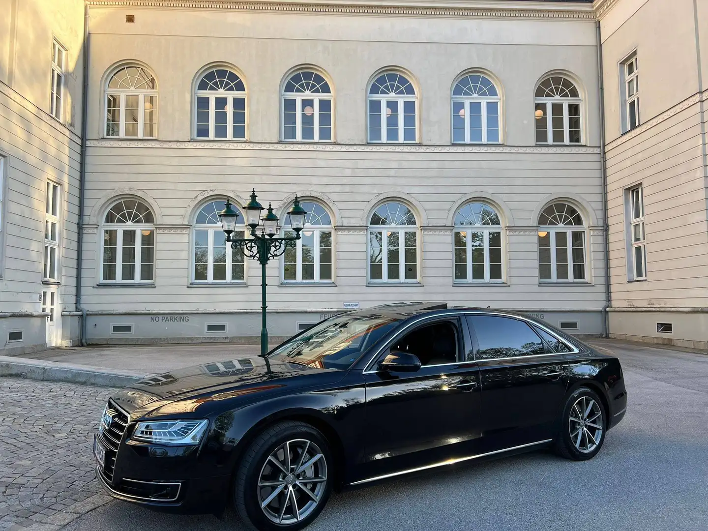 Audi A8 A8 4,2 TDI clean Diesel lang quattro Tiptronic Schwarz - 2