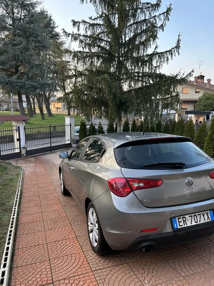 Alfa Romeo Giulietta
