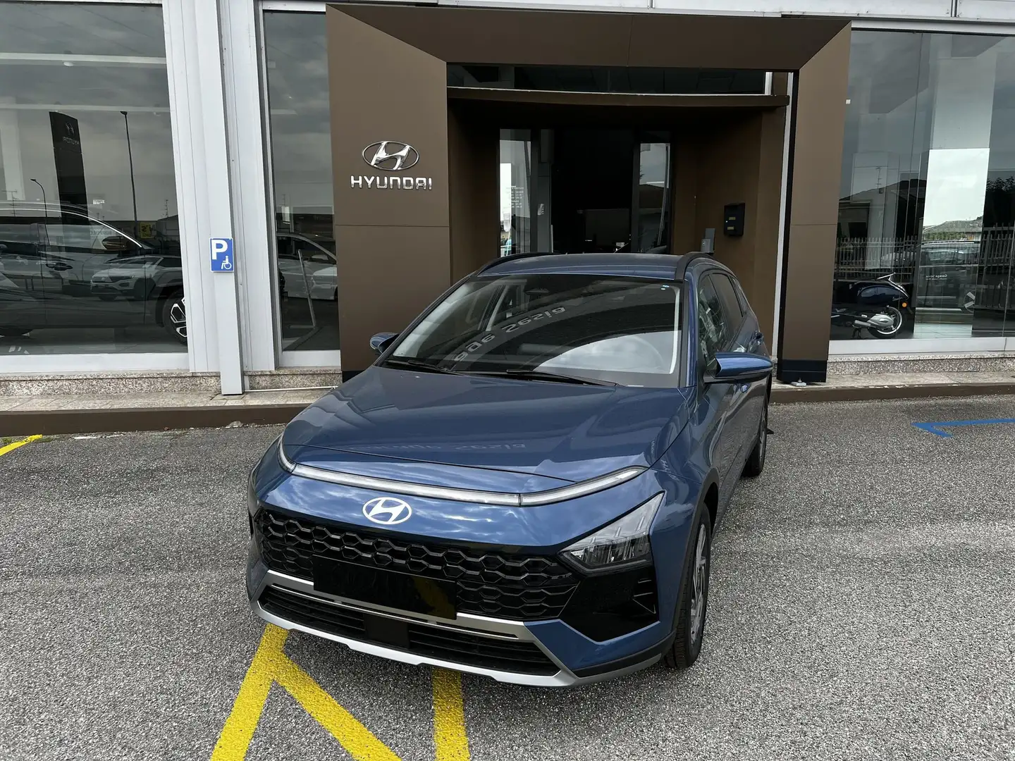 Hyundai BAYON 1.2 MPI MT XLine Azul - 1