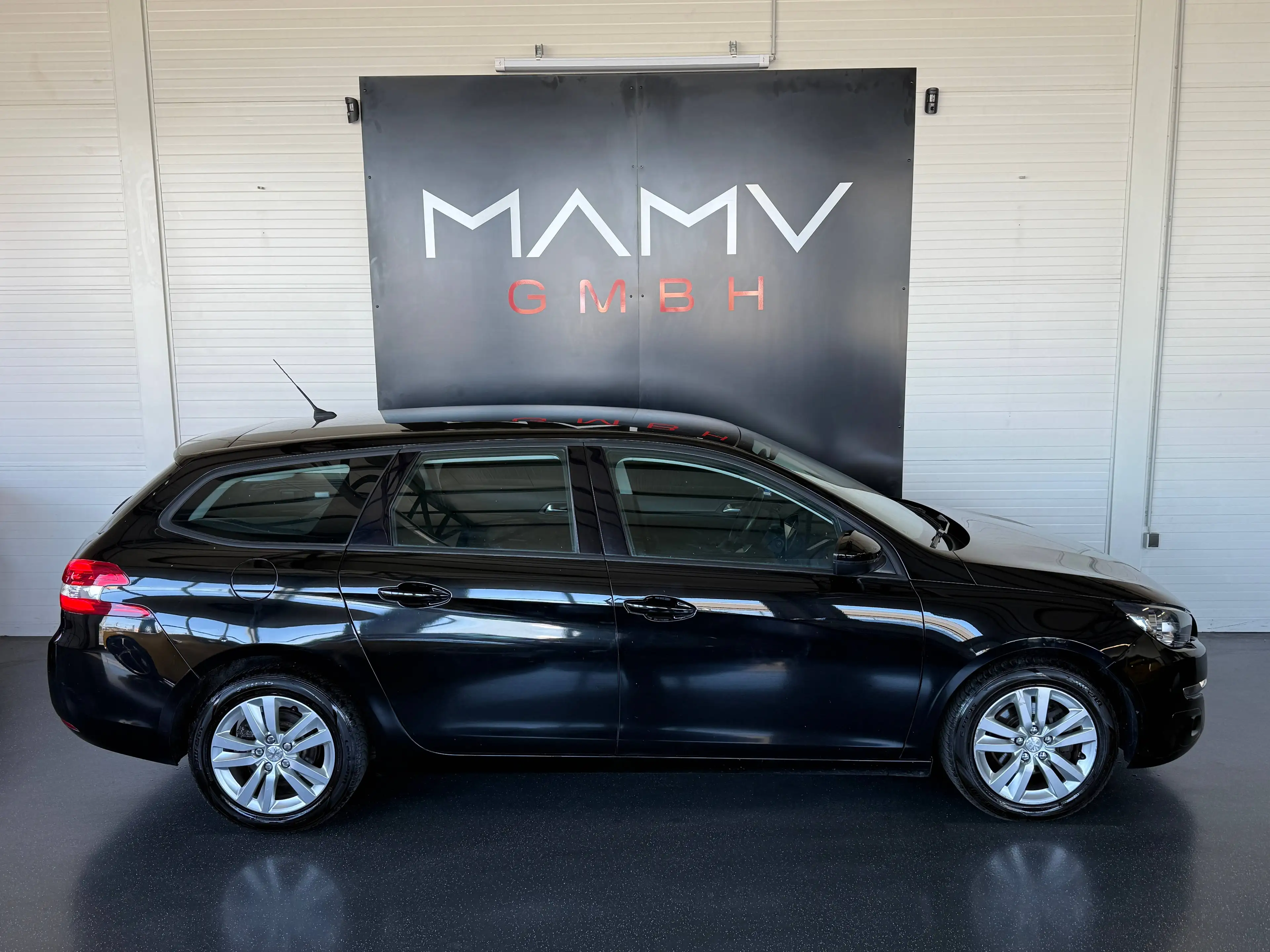 Peugeot 308 SW 1,2 PureTech Aut. Navi *Kamera Active Tausch Finanzierung — photo 14