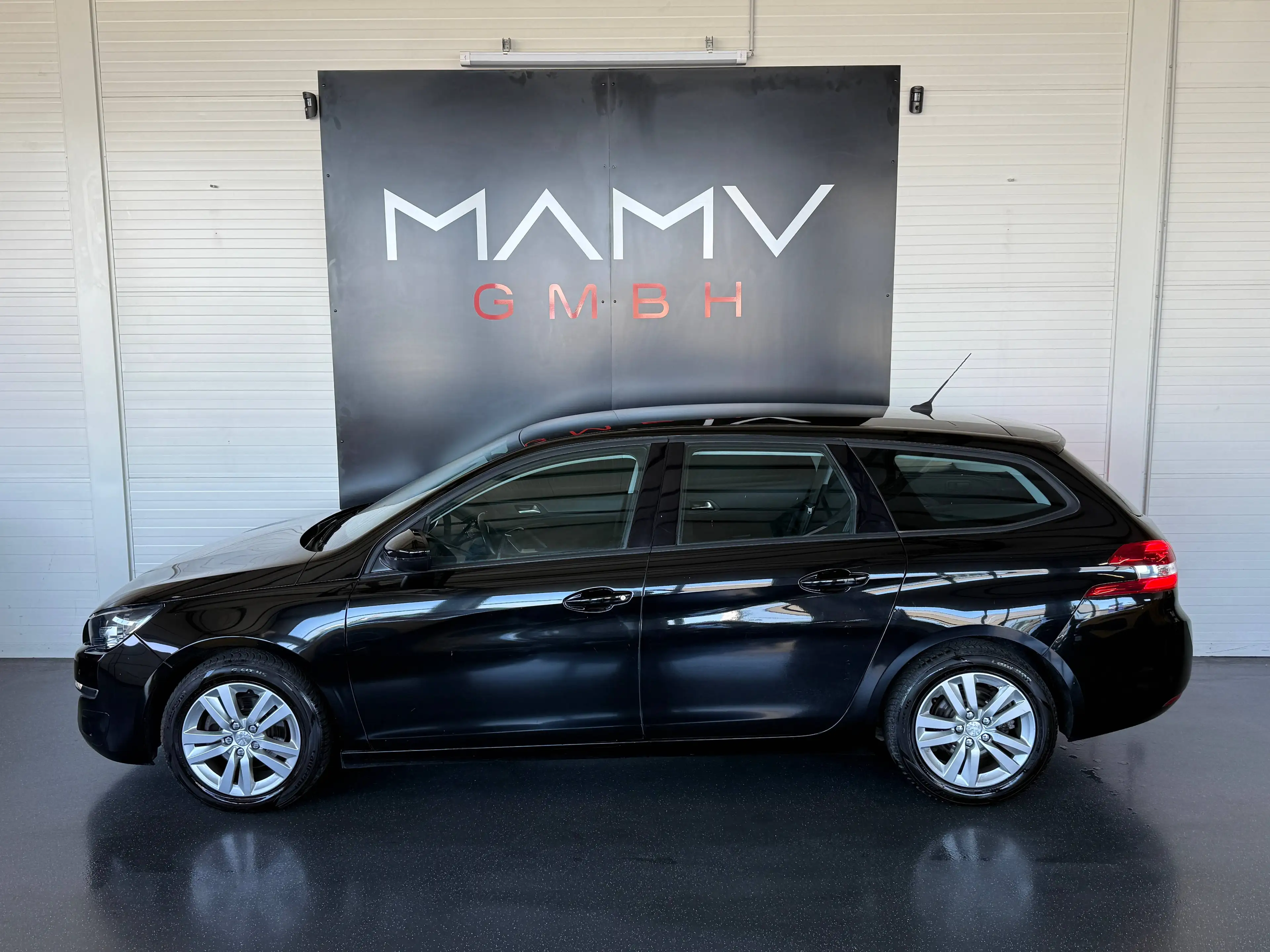 Peugeot 308 SW 1,2 PureTech Aut. Navi *Kamera Active Tausch Finanzierung — photo 9