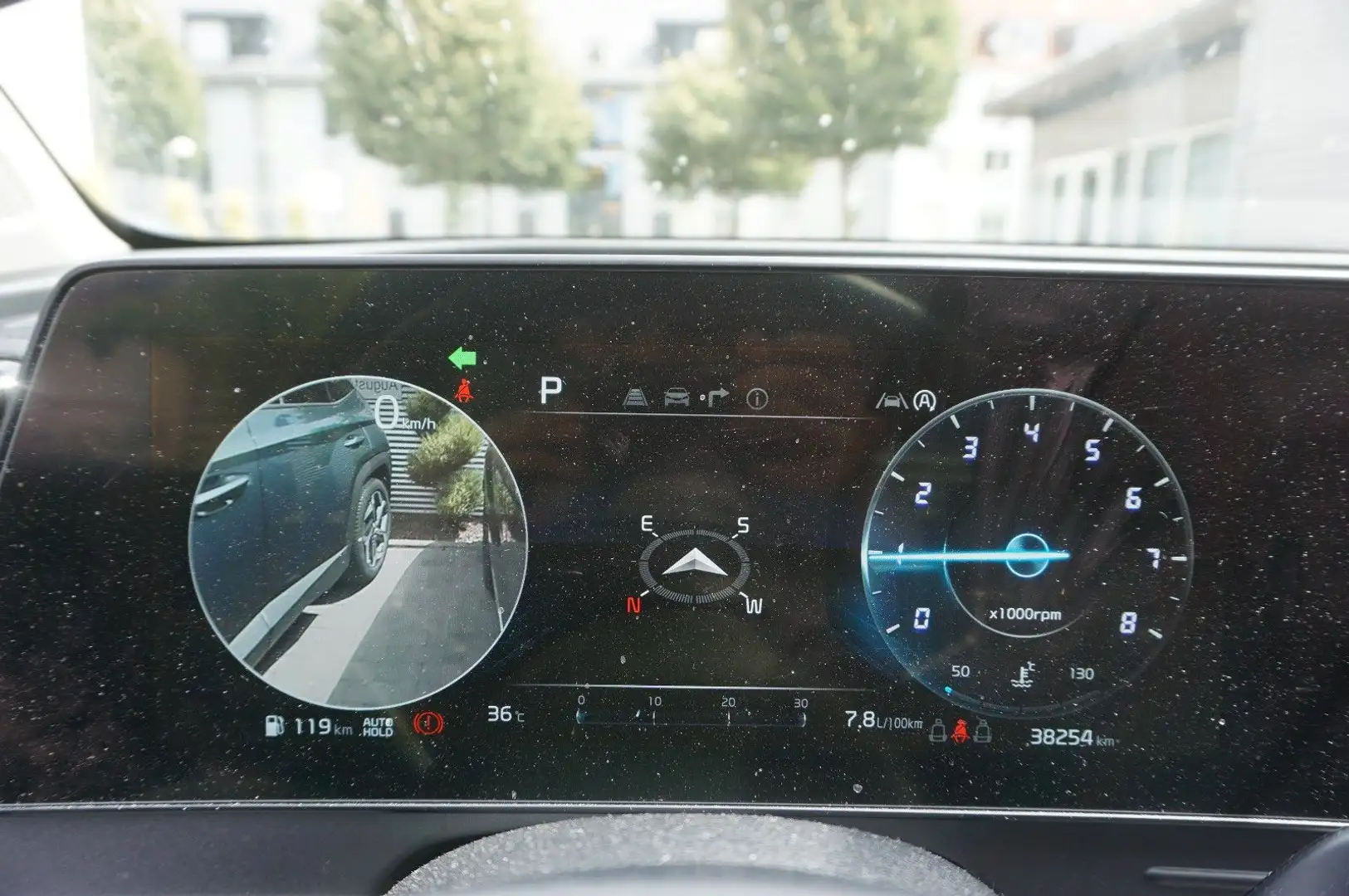 Kia Sportage Spirit 4WD 360 HK ACC Belüf 4SH Carplay Noir - 1