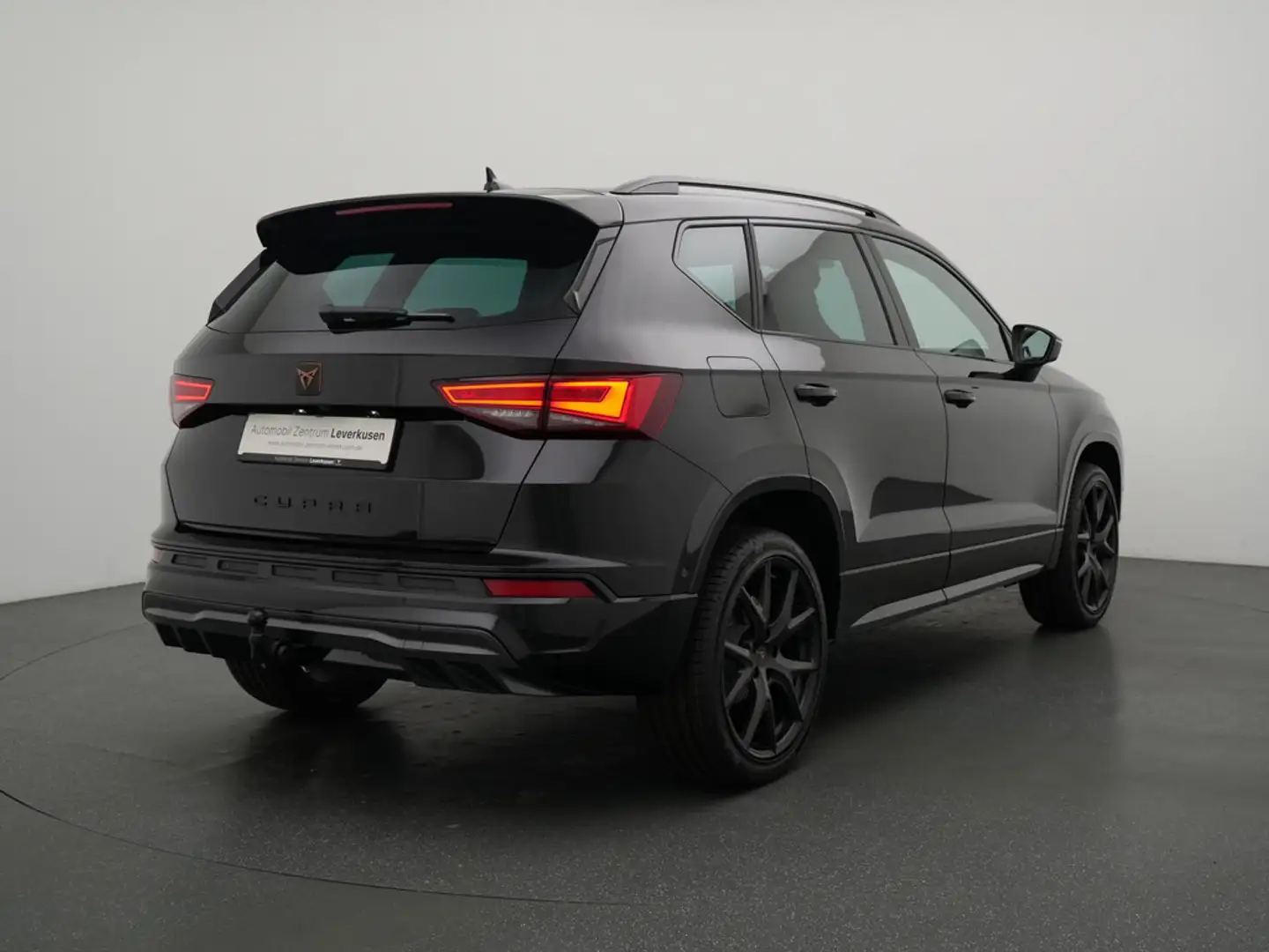 CUPRA Ateca 1.5 TSI NAVI AHK ACC FACEL. LED 360° Zwart - 2