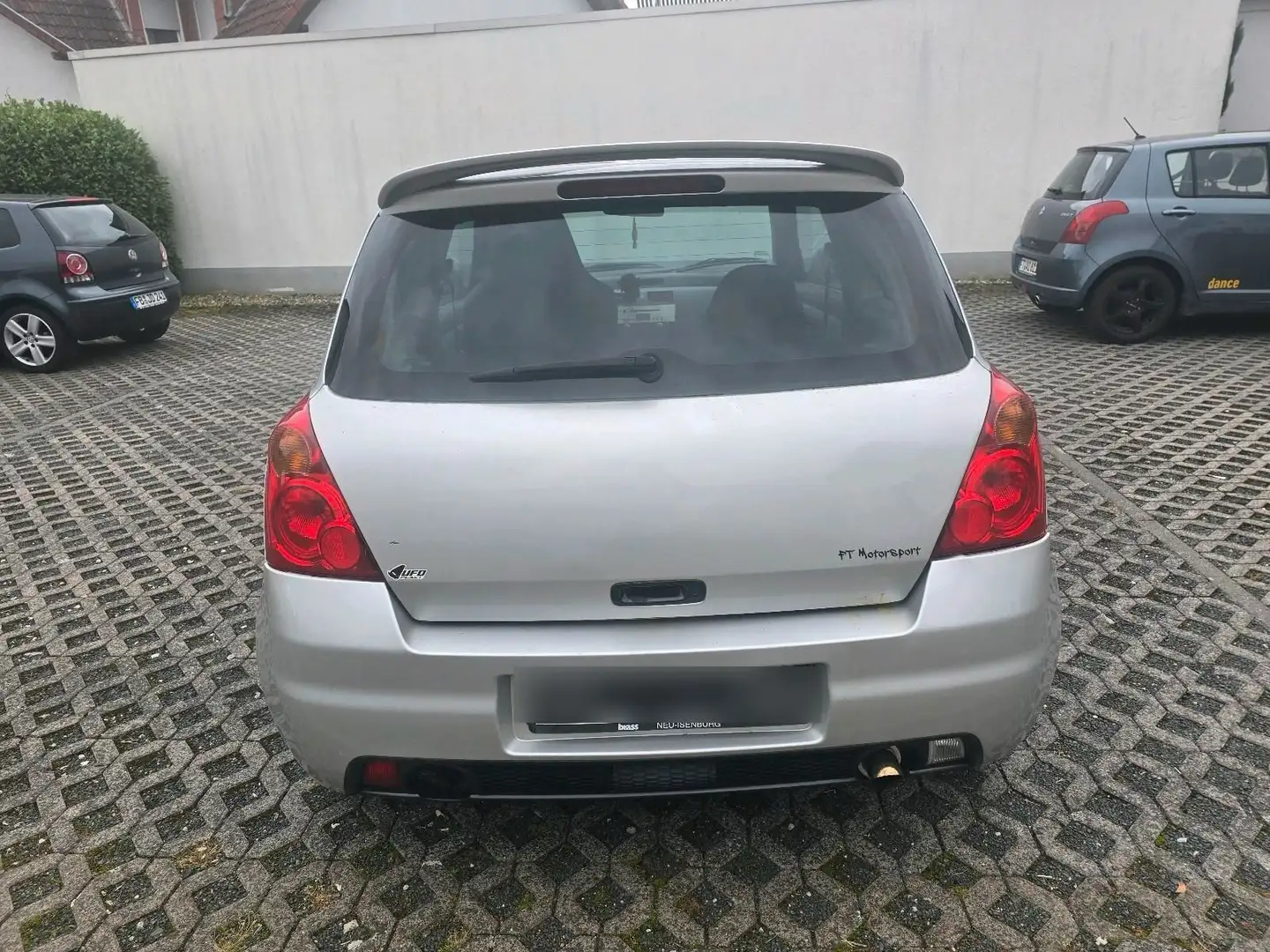 Suzuki Swift Silber - 1