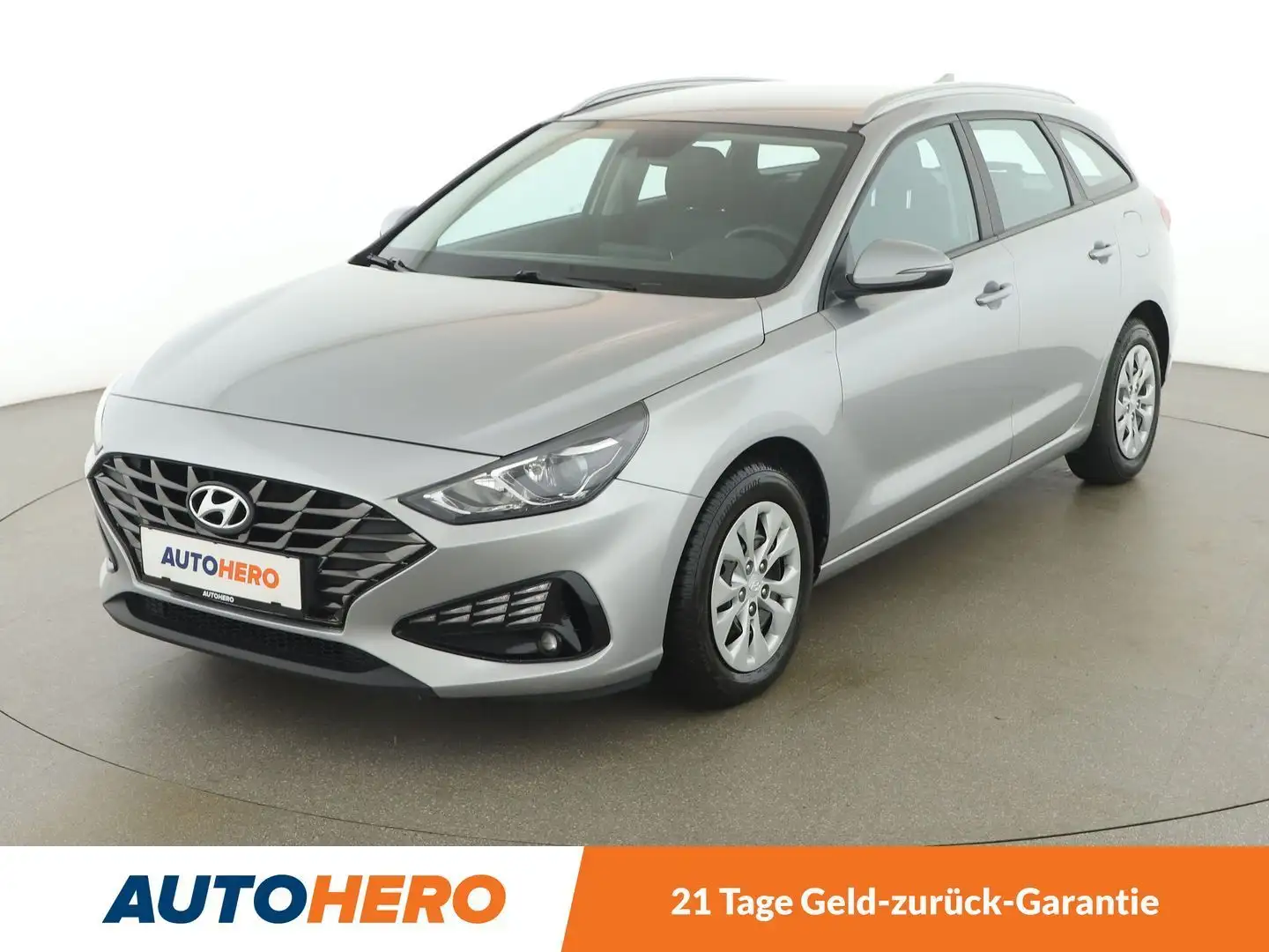Hyundai i30 1.6 CRDi i Line Plus *KLIMA*BT*SPUR* Gris - 1