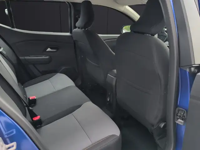 Dacia Sandero view 7