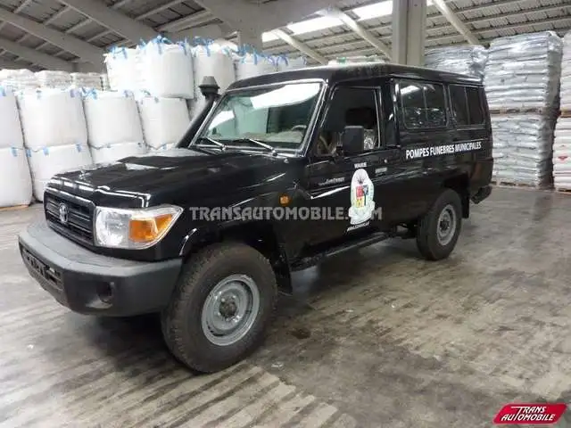 Toyota Land Cruiser Metal top HZJ 78 4.2L Diesel Corbillard - EXPORT OUT EU TROPICAL VERSION