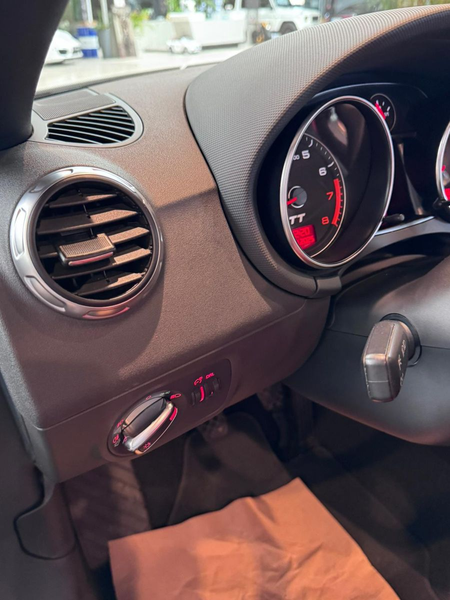 Audi TT 2.0 TFSI Xenon Leder Sihzg Sportsitze HU neu — photo 12