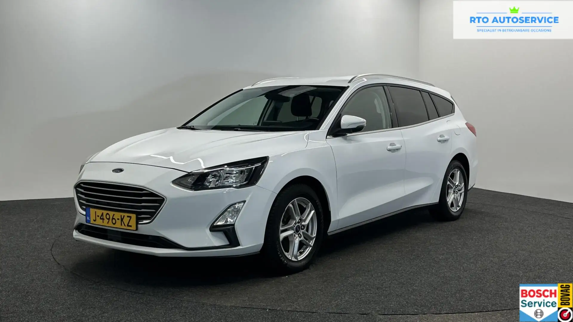 Ford Focus Wagon 1.0 EcoBoost Trend Edition Business CARPLAY Wit - 1