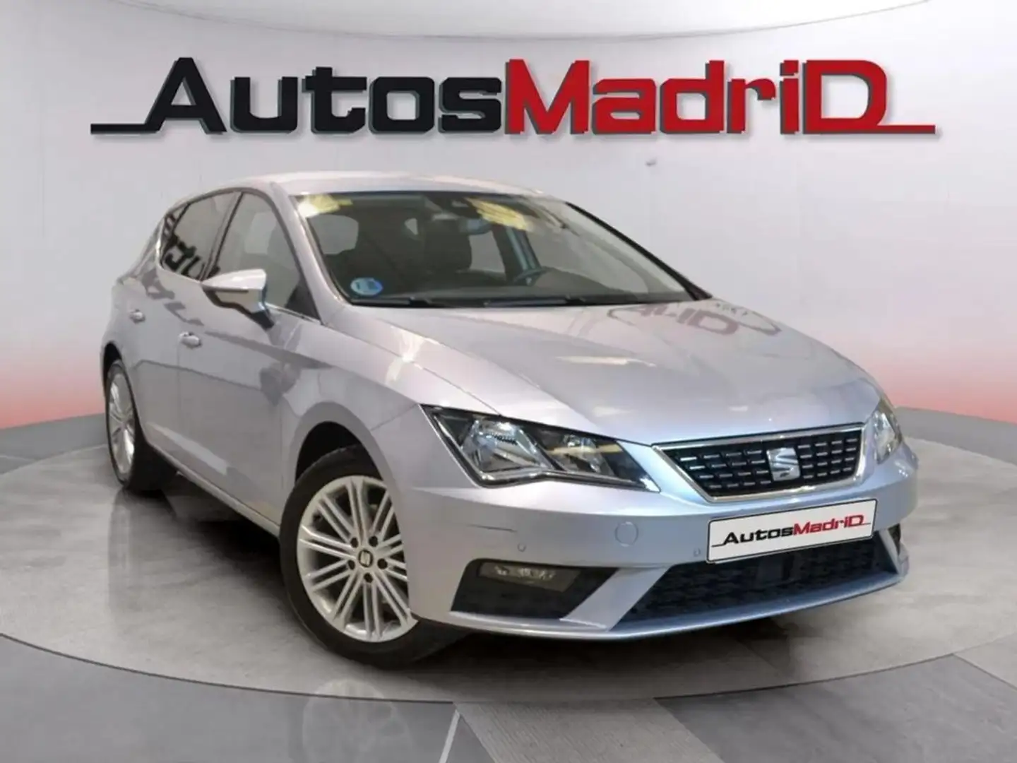 SEAT Leon ST 1.5 TSI S&S Xcellence 130 Zilver - 1