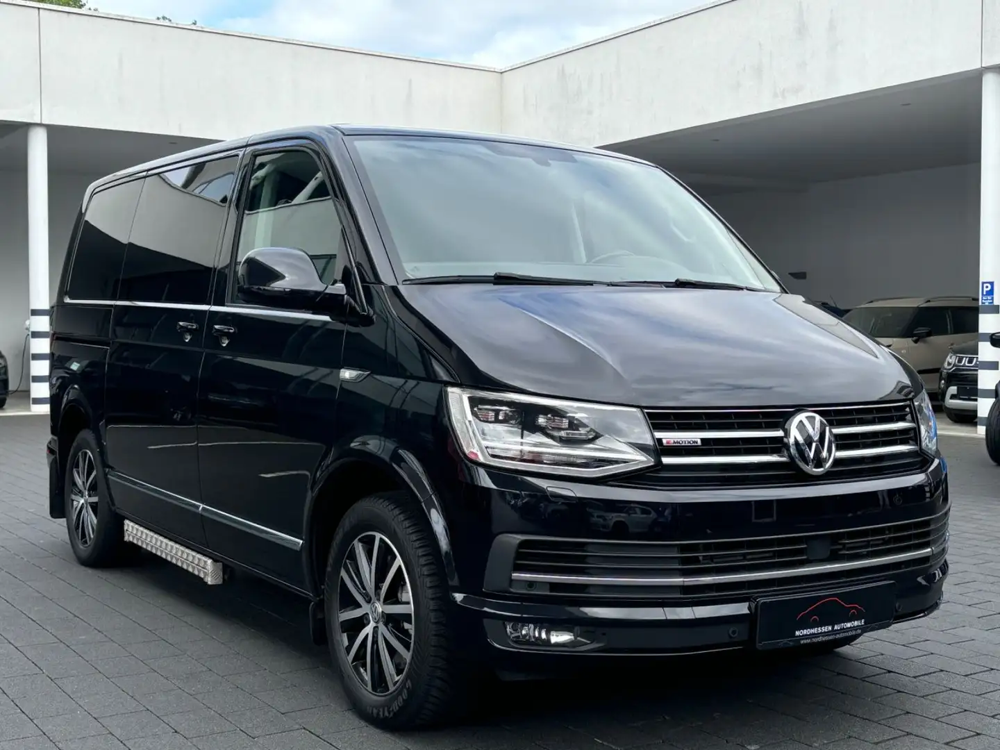 Volkswagen T6 Multivan 2.0 TDI DSG 4M Business | 6 Sitzer Negro - 2