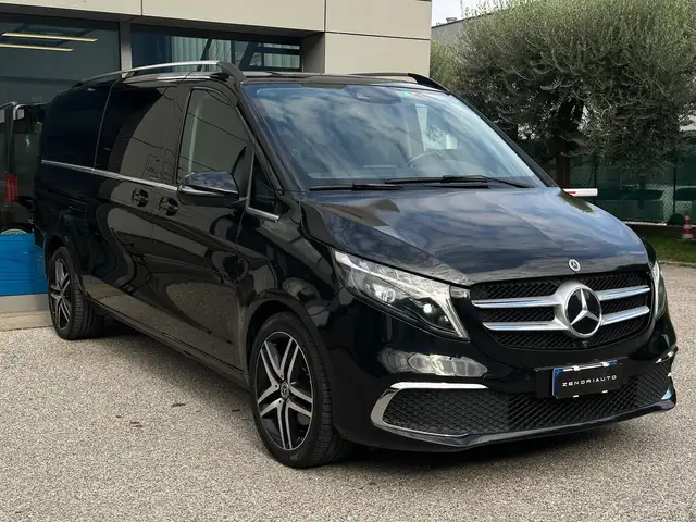 Mercedes-Benz V 250d Premium Extralong 9G-Tronic W447