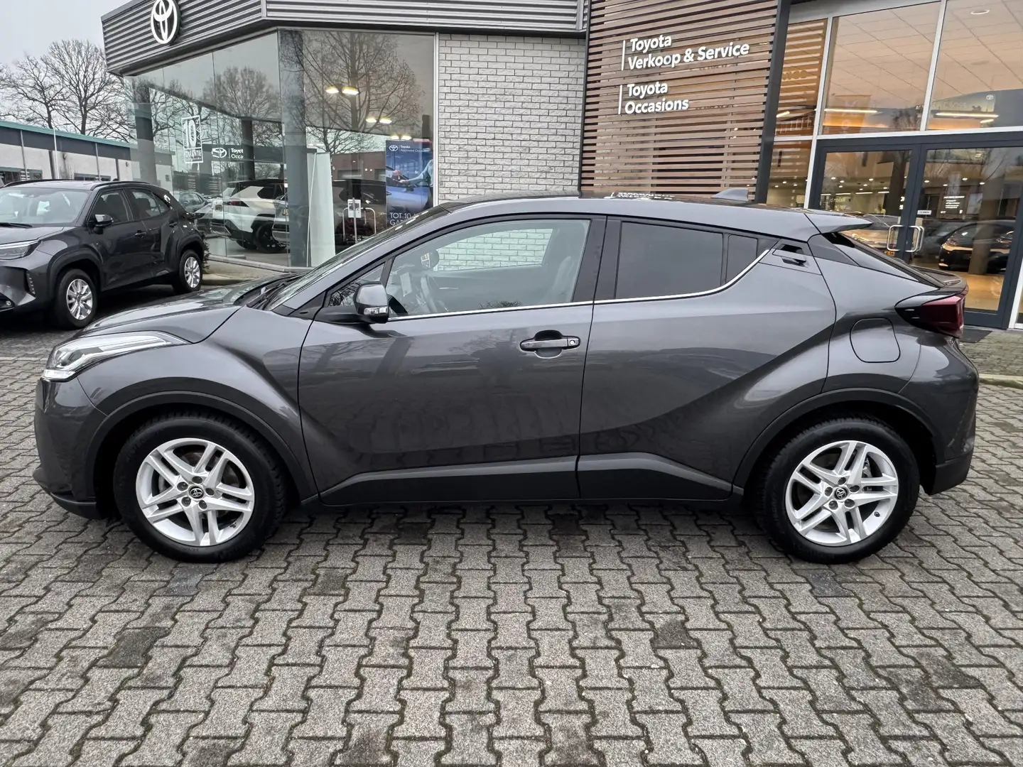 Toyota C-HR 1.8 HYBRID DYNAMIC STOELVERW APPLE/ANDROID BSM CAM Gris - 2
