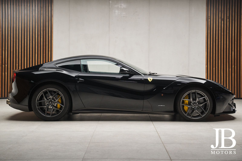 Ferrari F12 Carbon Lift LED JBL Kamera Electric Seats — photo 3