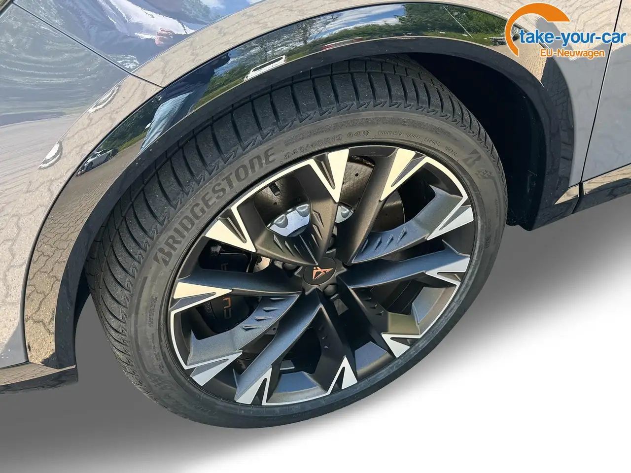 Cupra Formentor VZ 4x4 AHK+NAVI+KAMERA+eHK+KESSY+ACC+19" ALU+LE..., миниатюра 9