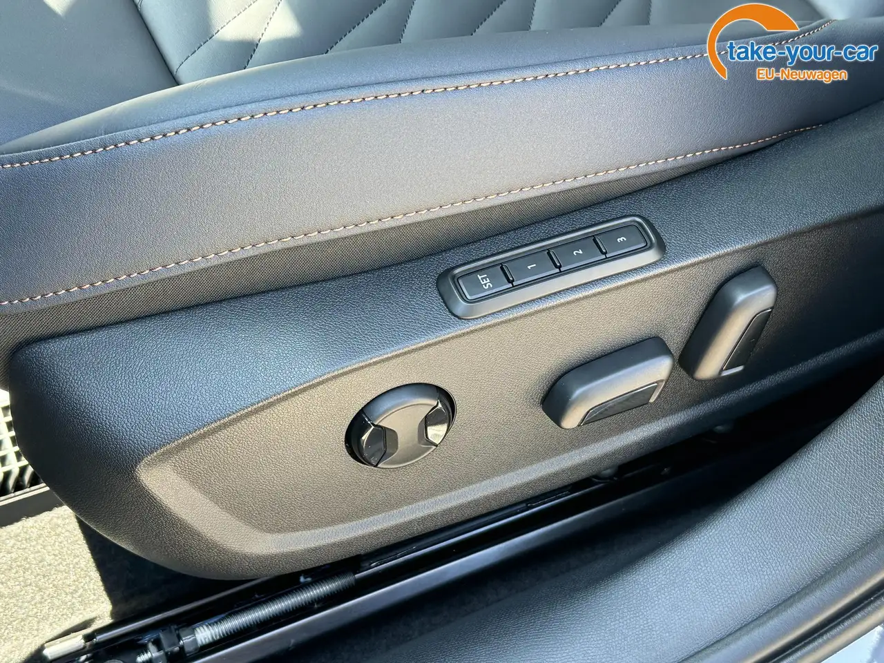 Cupra Formentor VZ 4x4 AHK+NAVI+KAMERA+eHK+KESSY+ACC+19" ALU+LE..., миниатюра 10