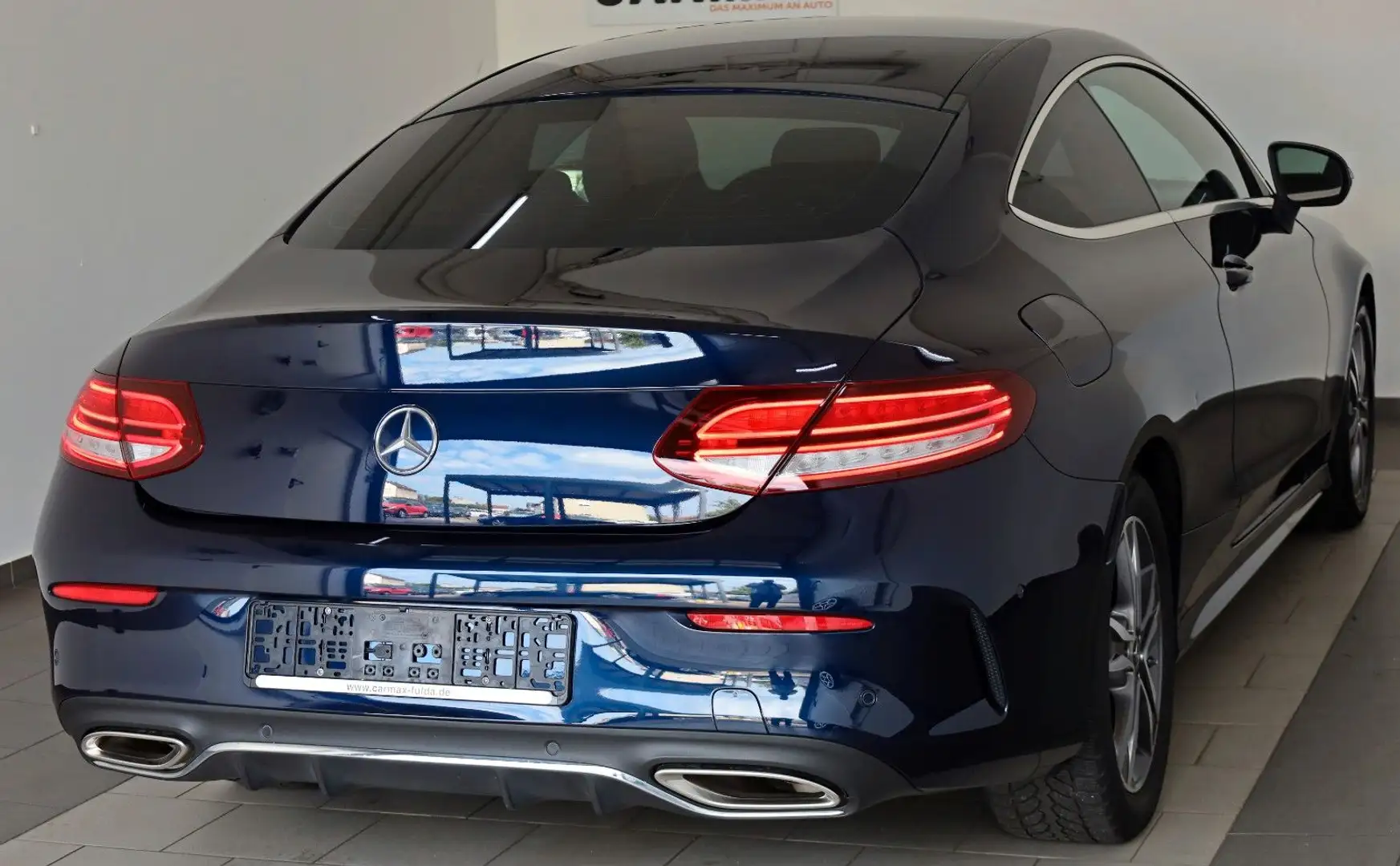 Mercedes-Benz C 200 Coupe AMG Line Leder,Navi,LED,SH,PDC,SR+WR Blau - 2