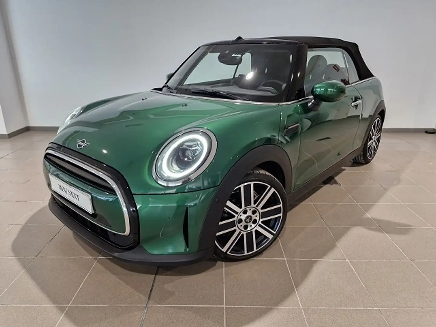 MINI Cooper Cabrio 100 kW (136 CV) Grün - 1