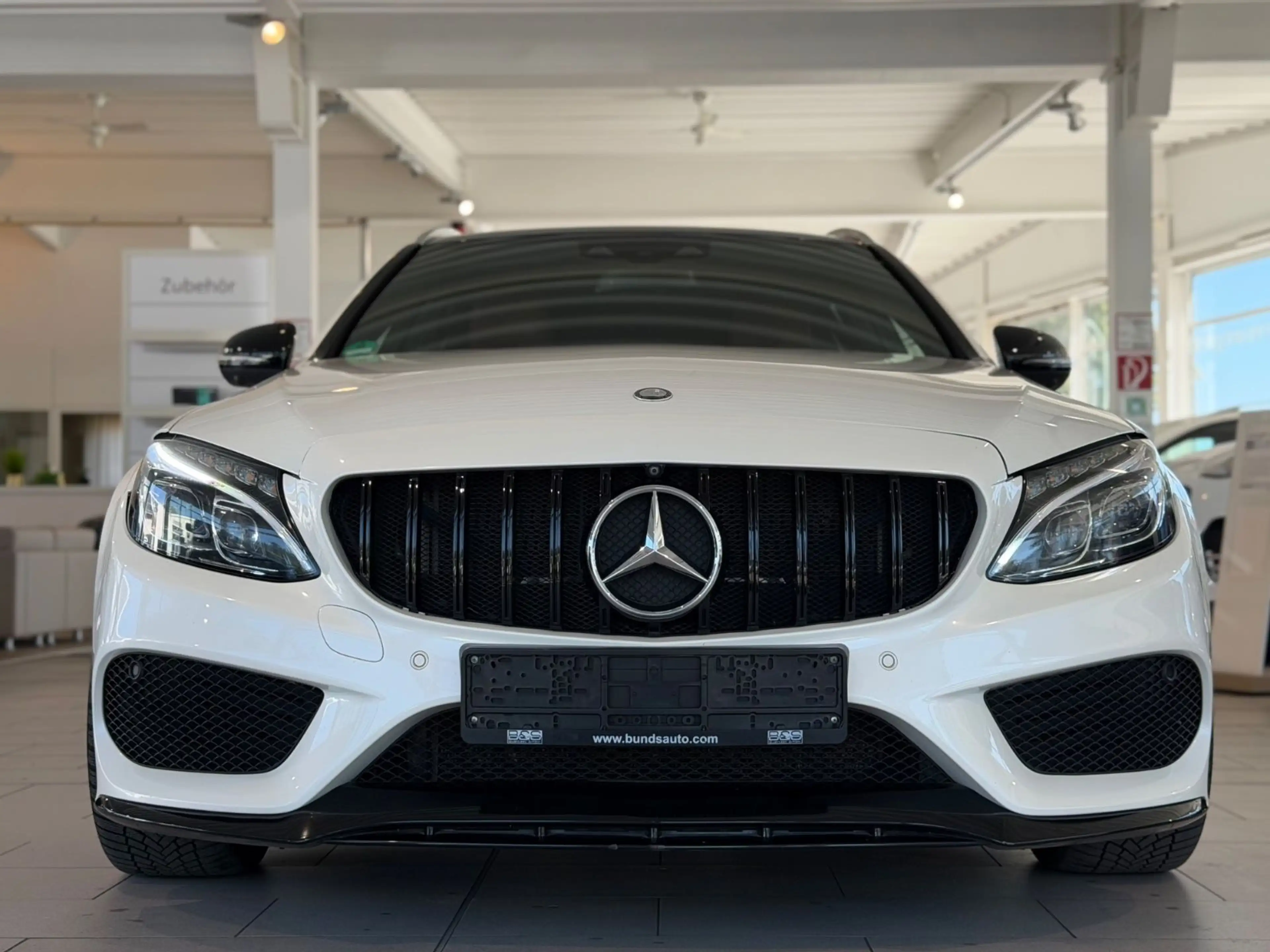 Mercedes-Benz C 43 AMG T 4MATIC*NAVI*360° *PANO *S-DACH *LED * — photo 10