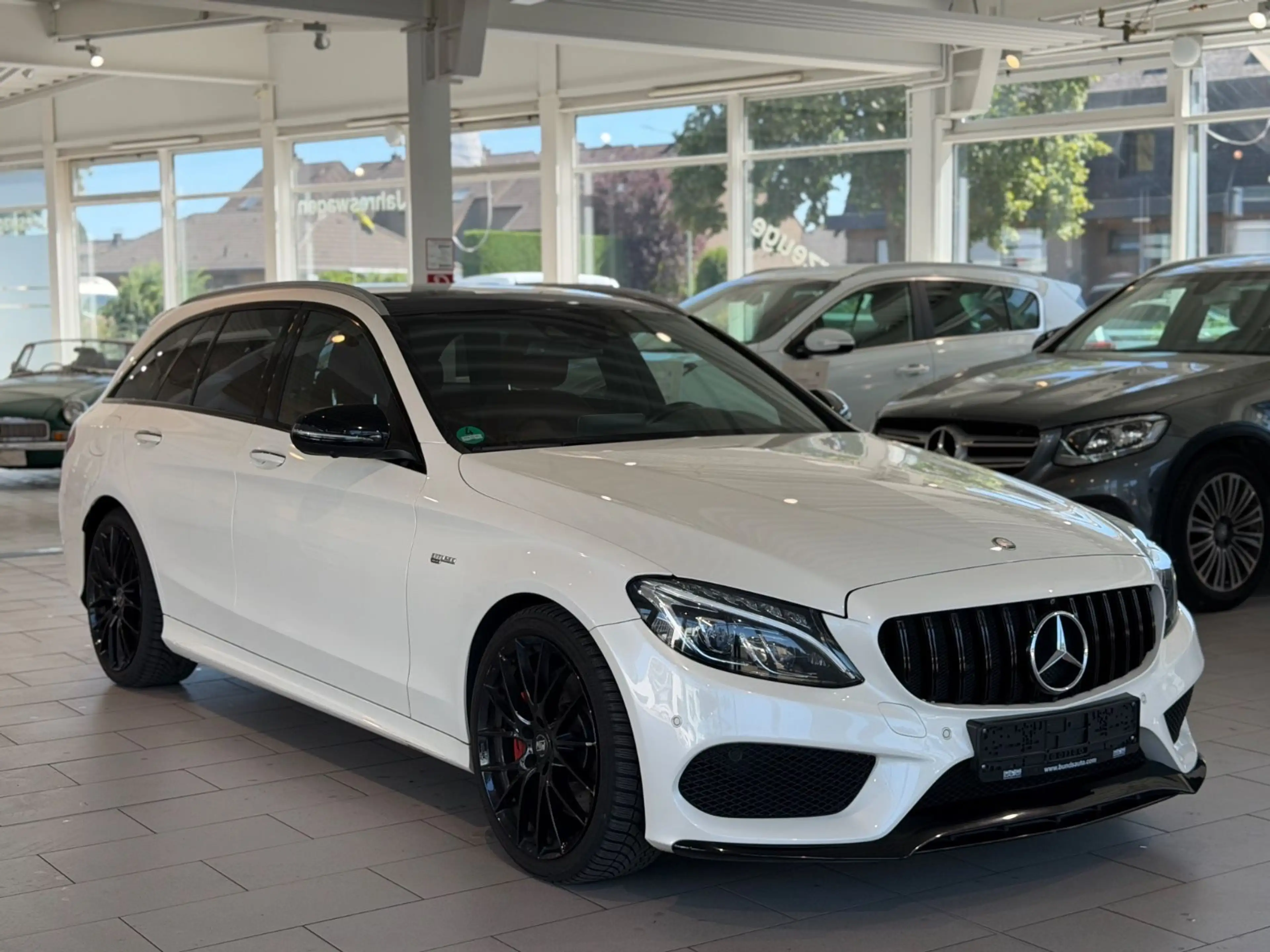 Mercedes-Benz C 43 AMG T 4MATIC*NAVI*360° *PANO *S-DACH *LED * — photo 8