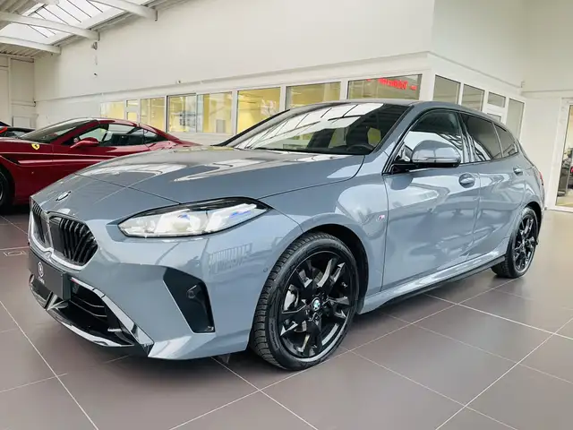 BMW 120 iA MHEV ** GARANTIE + PACK M + LED + GPS + CUIR **