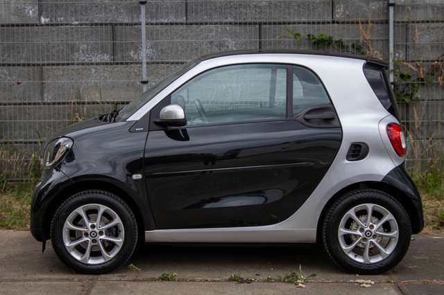smart forTwo 453 PASSION PANORAMA CARPLAY SITZHEIZUNG KLIMAAUTO