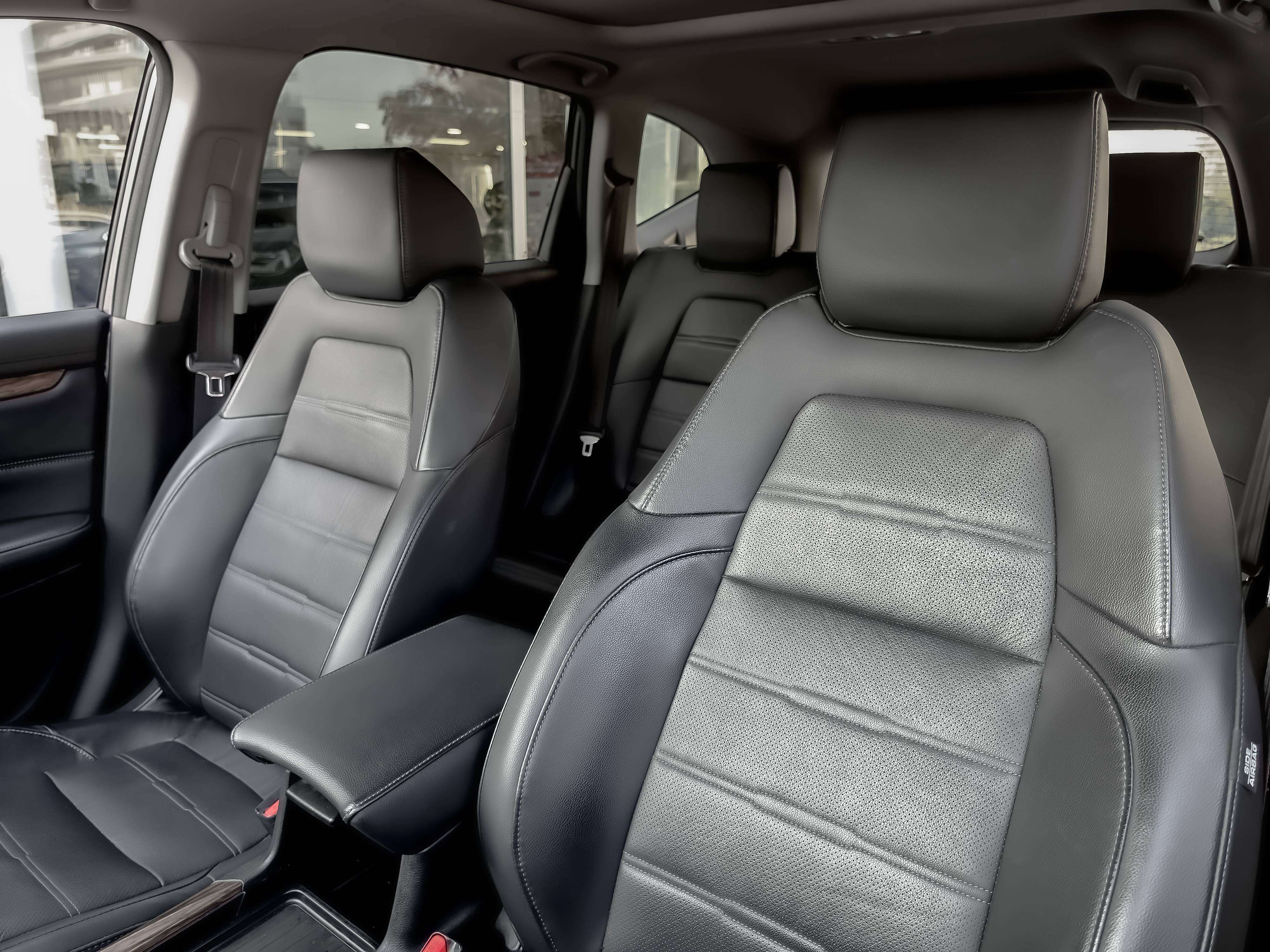 used 2020 Honda CR-V car, priced at $28,390