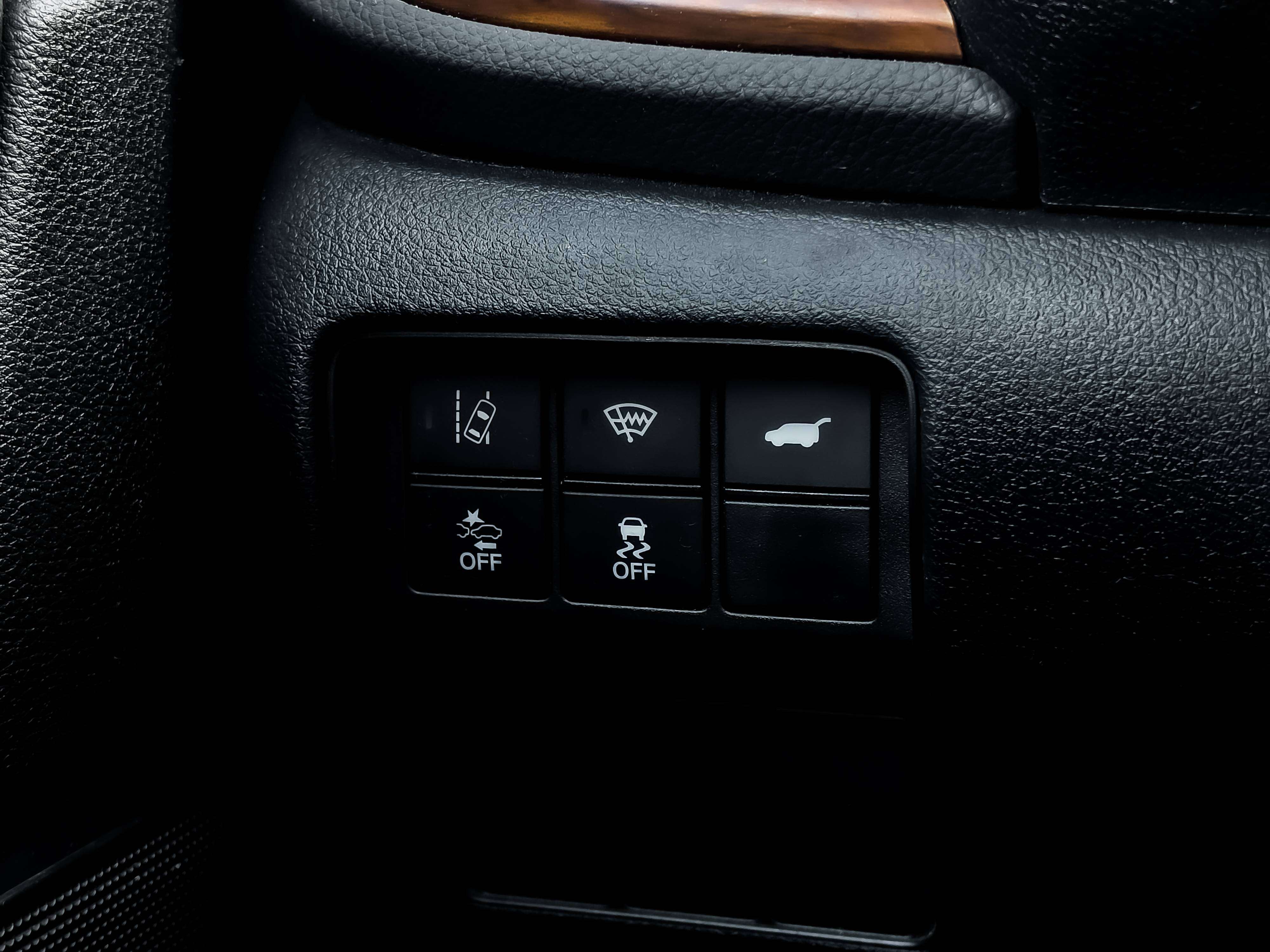 used 2020 Honda CR-V car, priced at $28,390