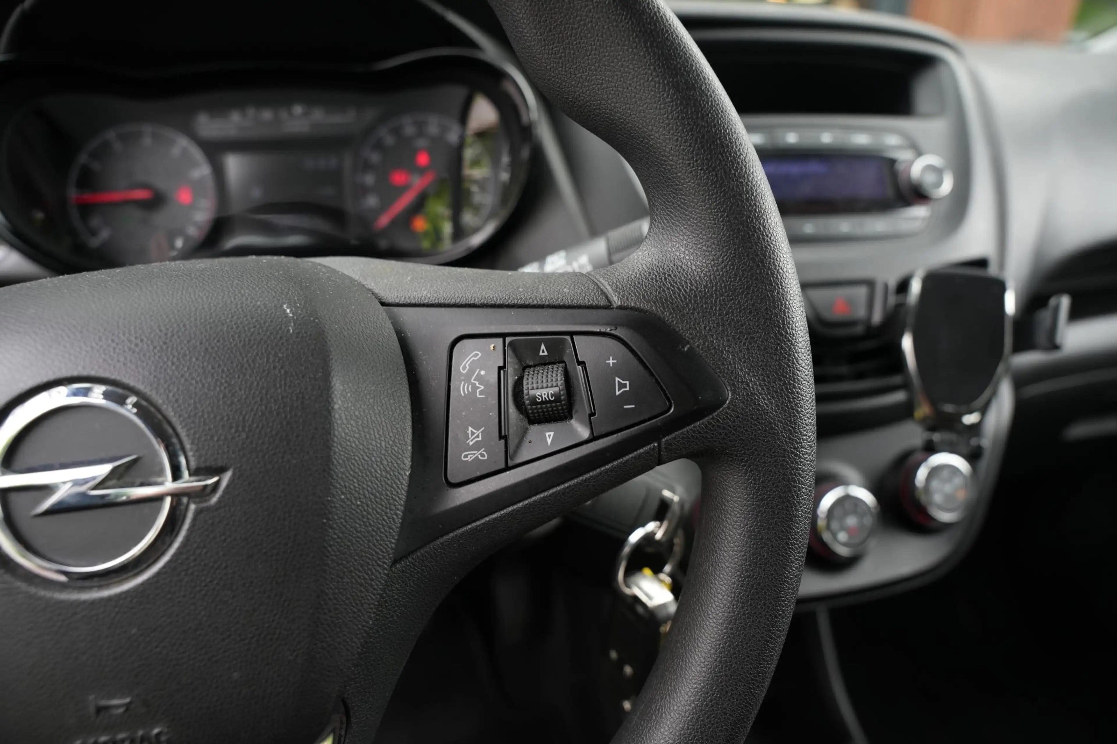 Opel Karl 1.0 ecoFLEX Edition — photo 24