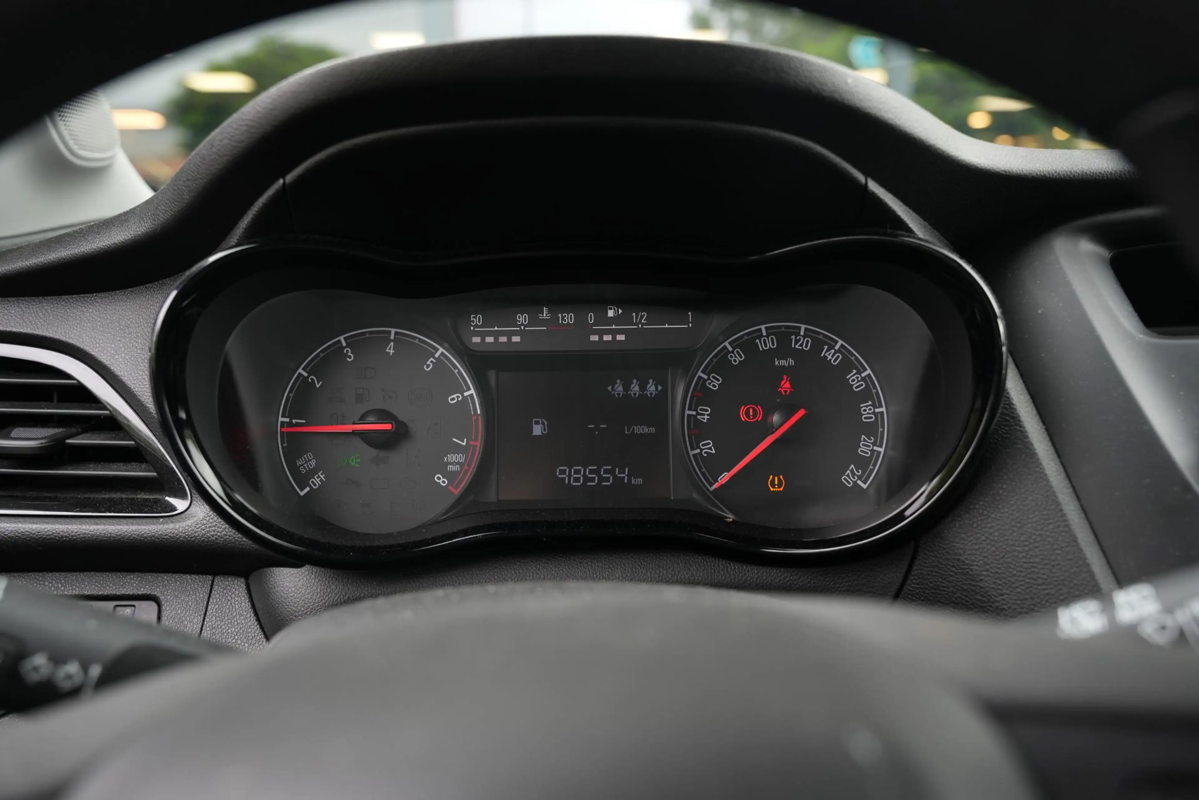 Opel Karl 1.0 ecoFLEX Edition — photo 28