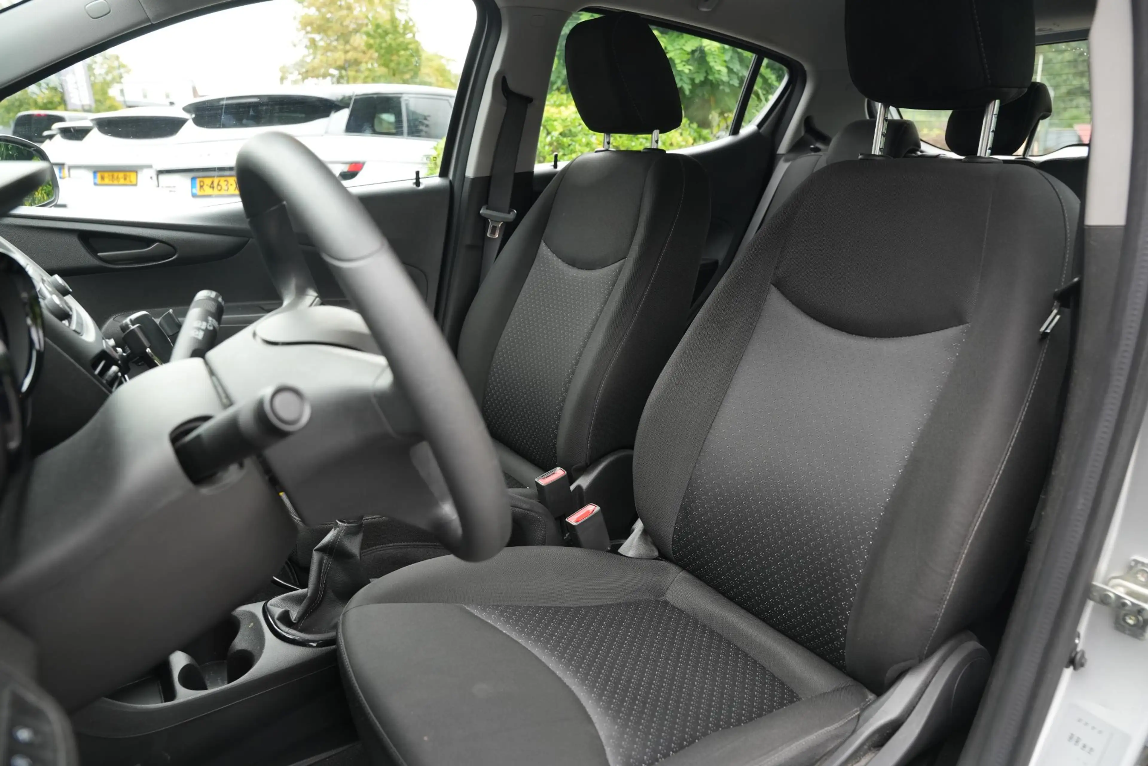 Opel Karl 1.0 ecoFLEX Edition — photo 4