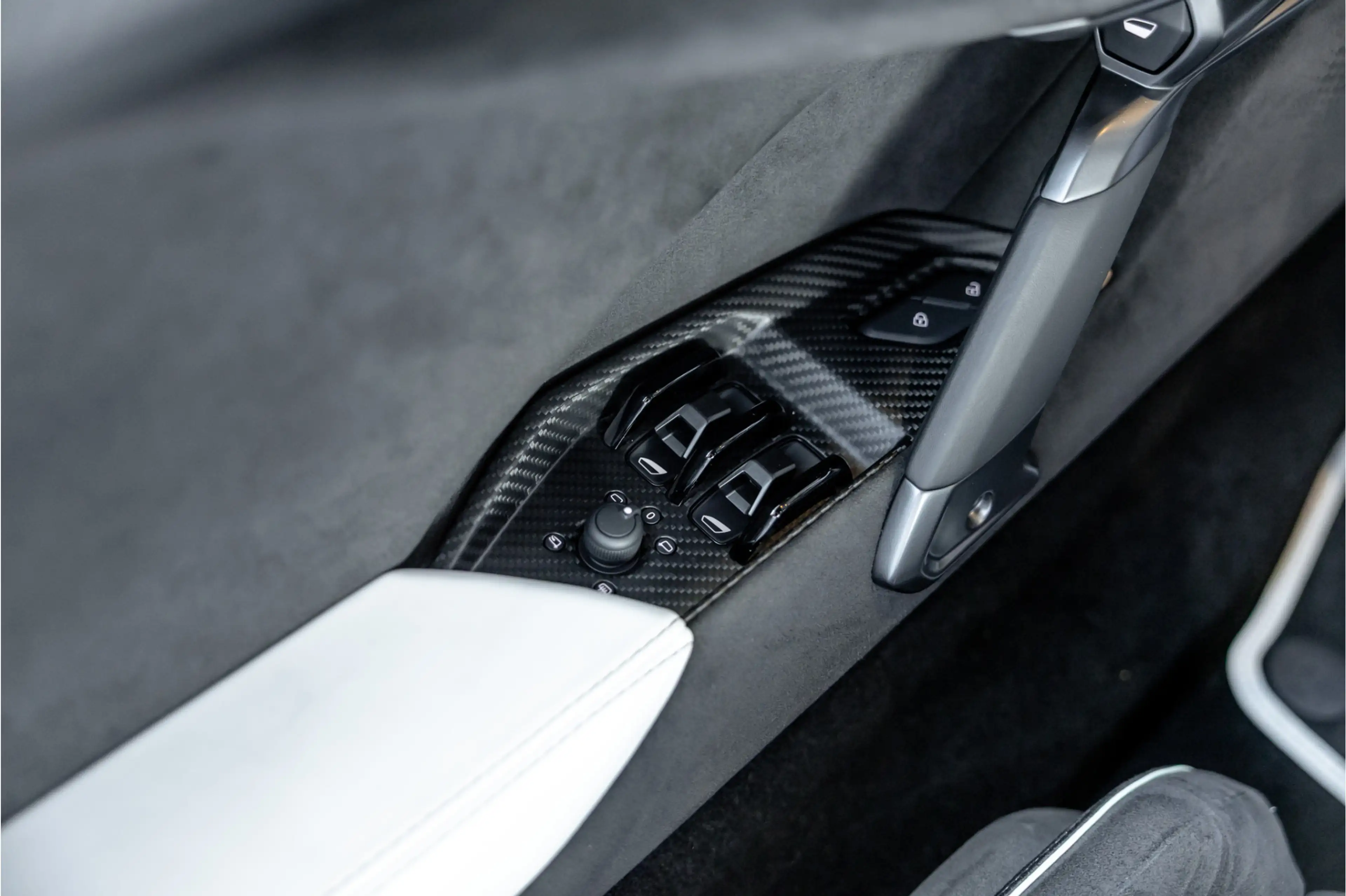 Lamborghini Revuelto 6.5 V12 - Nieuwe Auto | Origineel NL | Carbon | Pa — photo 29