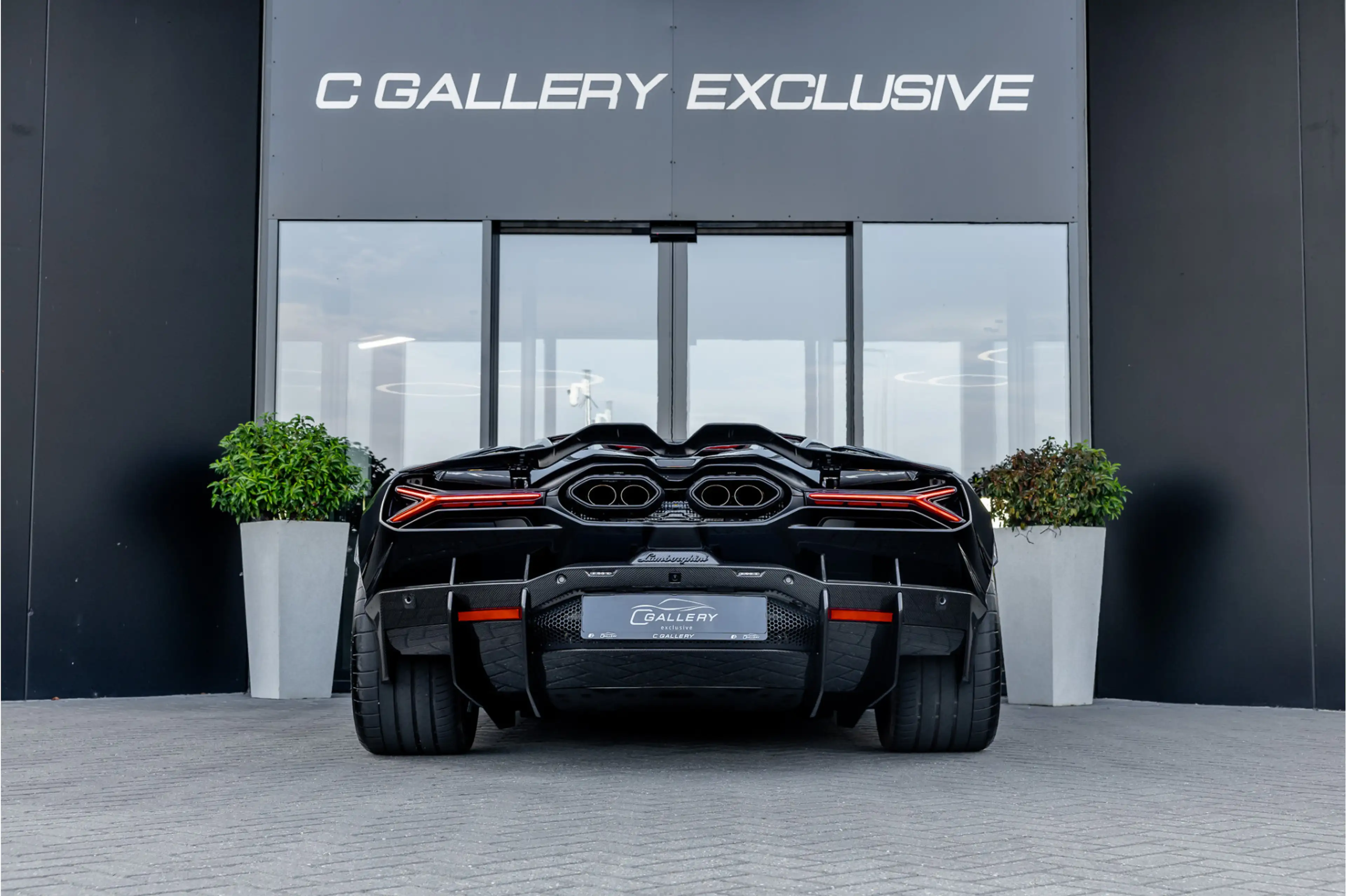 Lamborghini Revuelto 6.5 V12 - Nieuwe Auto | Origineel NL | Carbon | Pa — photo 8