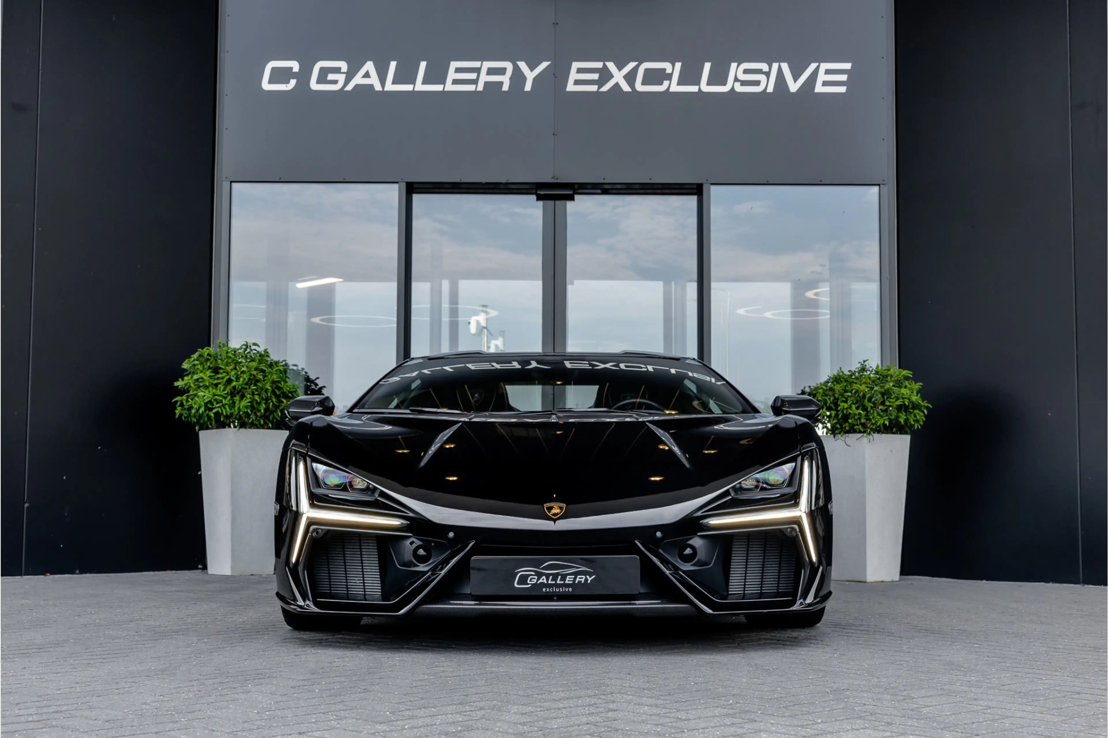 Lamborghini Revuelto 6.5 V12 - Nieuwe Auto | Origineel NL | Carbon | Pa — photo 2
